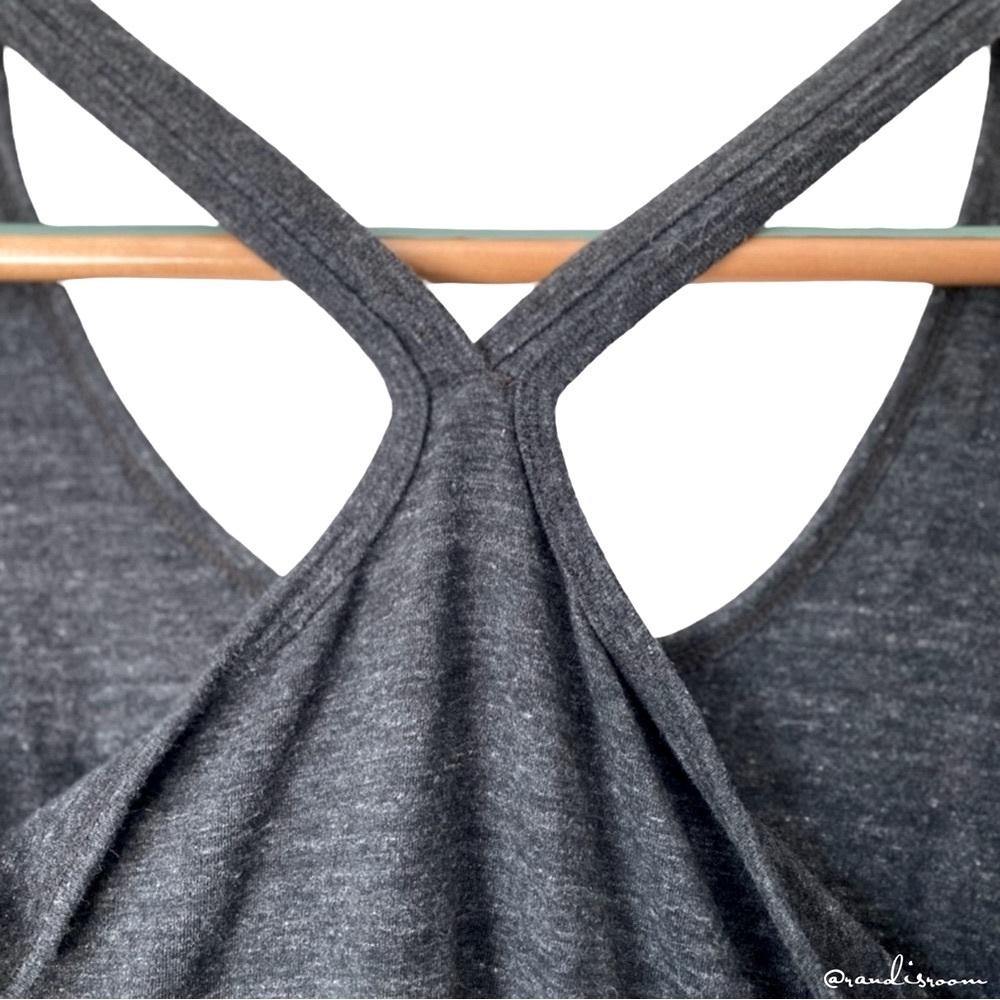 GUC Women’s “I’d Rather Be With My Dog” Graphic Racerback Gray Tank Top SZ L - Picture 4 of 10